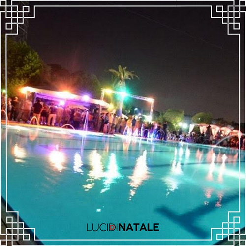 luci per feste in piscina