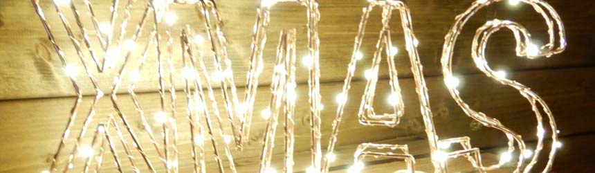Motivi luminosi per le feste di Natale